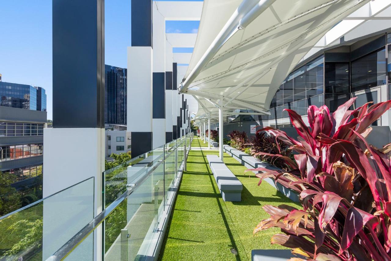 Hotel Meriton Herschel Street,