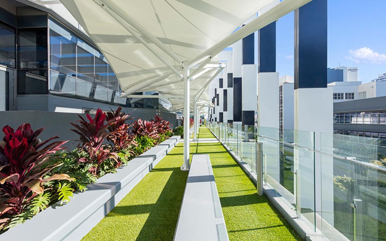 Hotel Meriton Herschel Street,