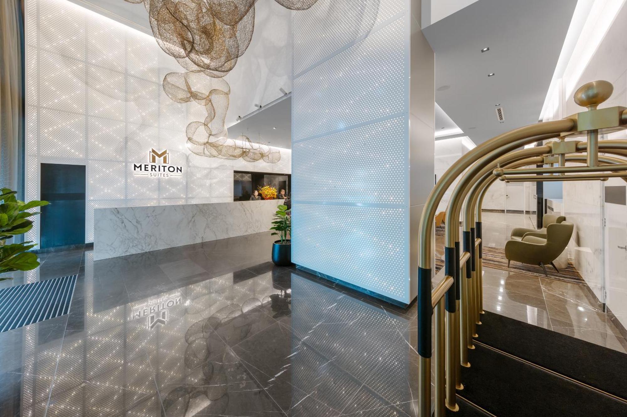 Meriton Herschel Street, 5* Brisbane